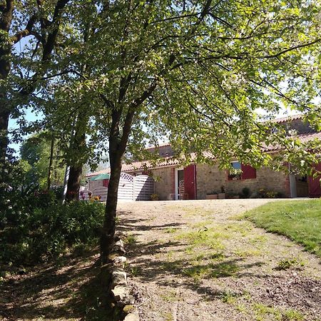 Les Trois Geais Bed & Breakfast Les Epesses Bagian luar foto